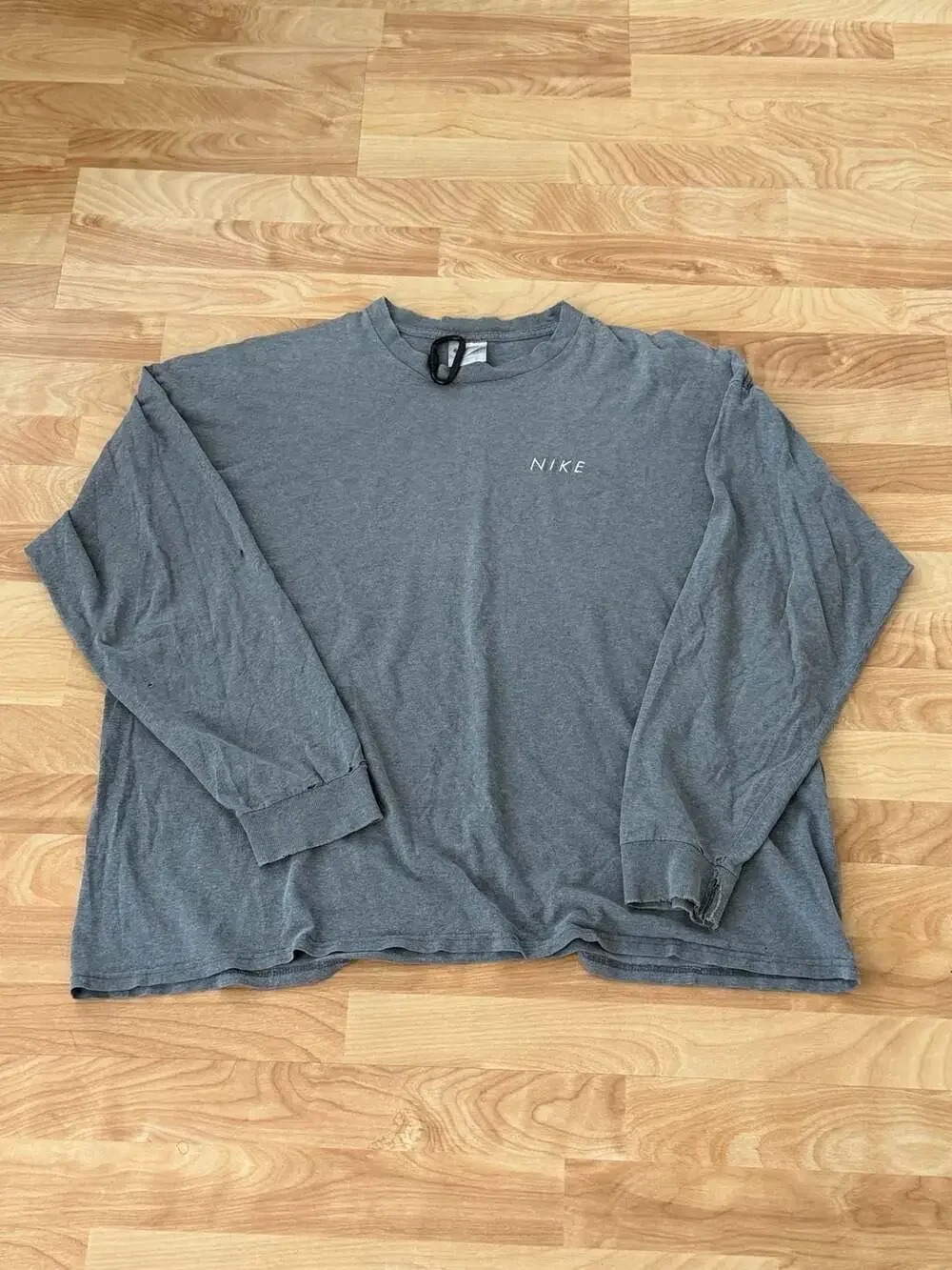 Vintage Nike Gray Long Sleeve T-Shirt XXL Center Swoosh
